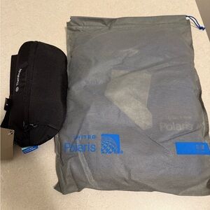 BNW United Airlines Polaris Business Class Pajamas S/M with travel Kit